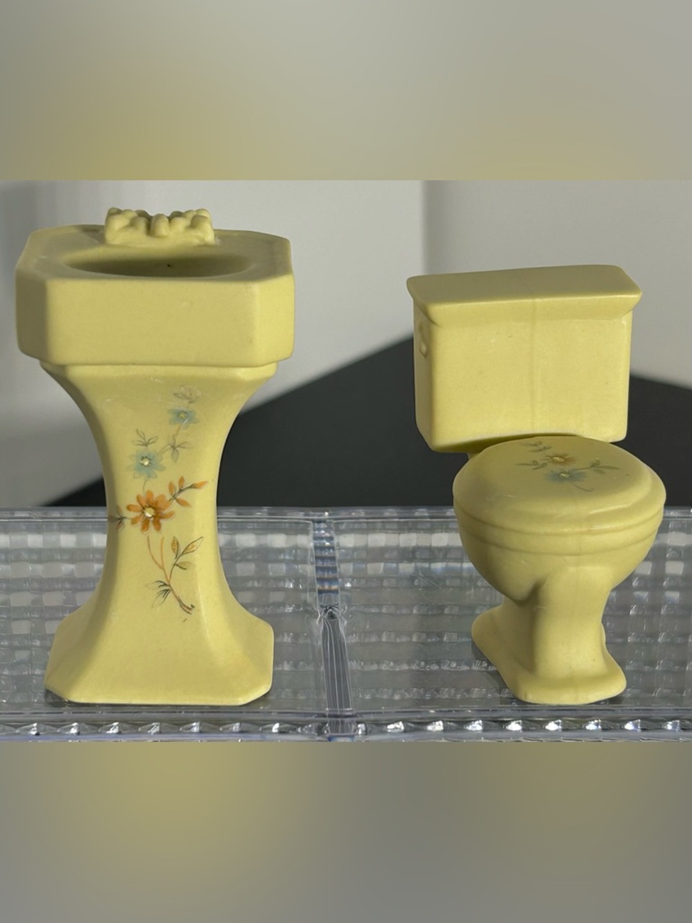 Vintage Strombecker Porcelain/Ceramic Floral Doll House Toilet & Pedestal Sink